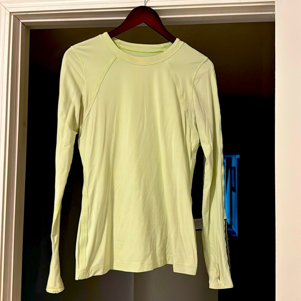 Lululemon long sleeve light green size 8